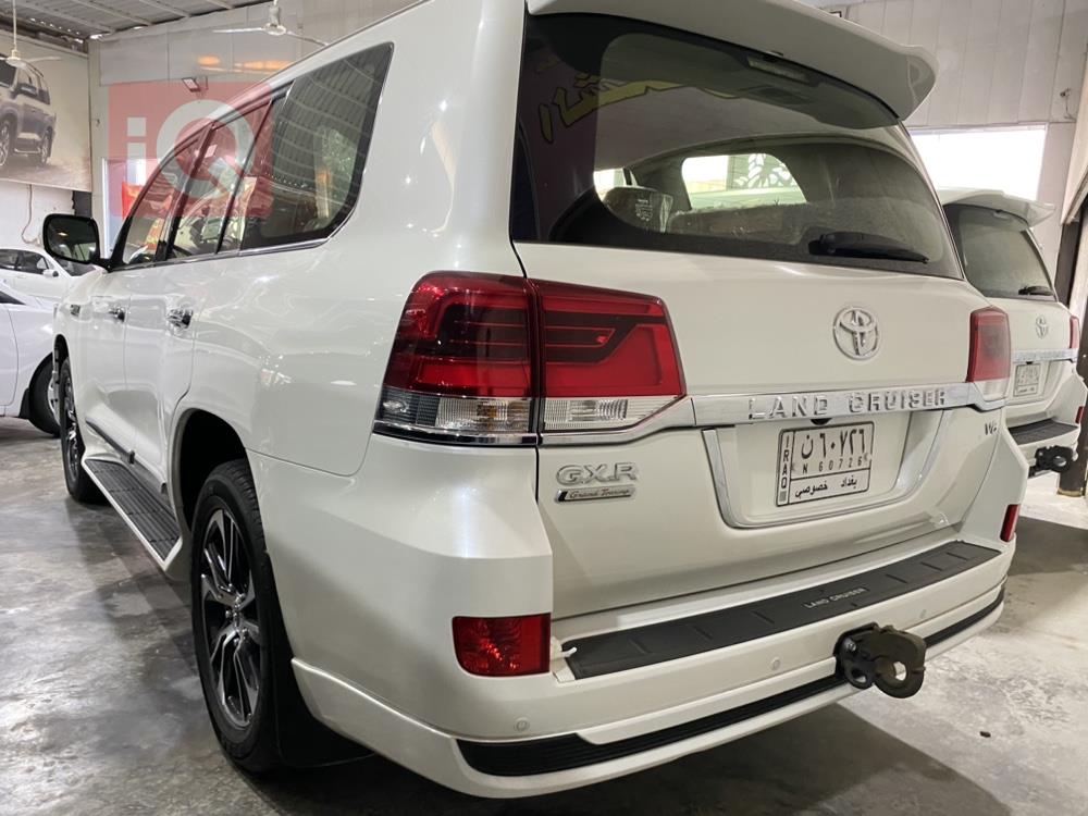 تويوتا لاندكروزر